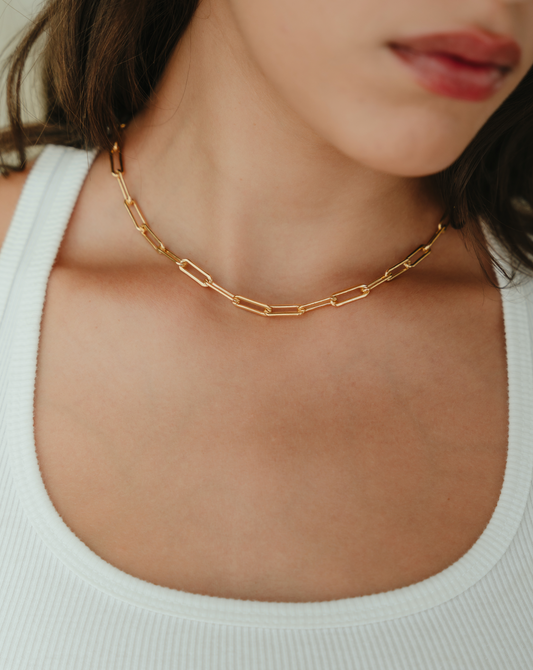 Lina Chain Necklace