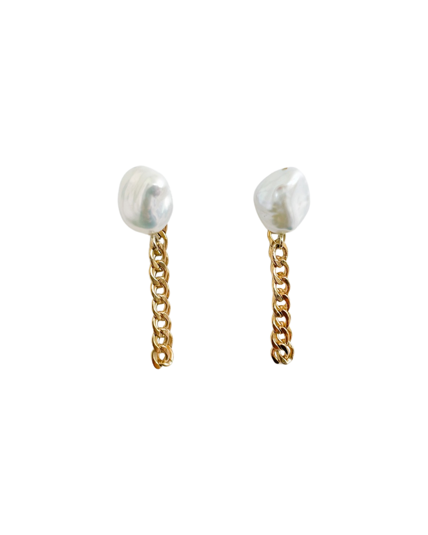 Misa Pearl Chain Earring